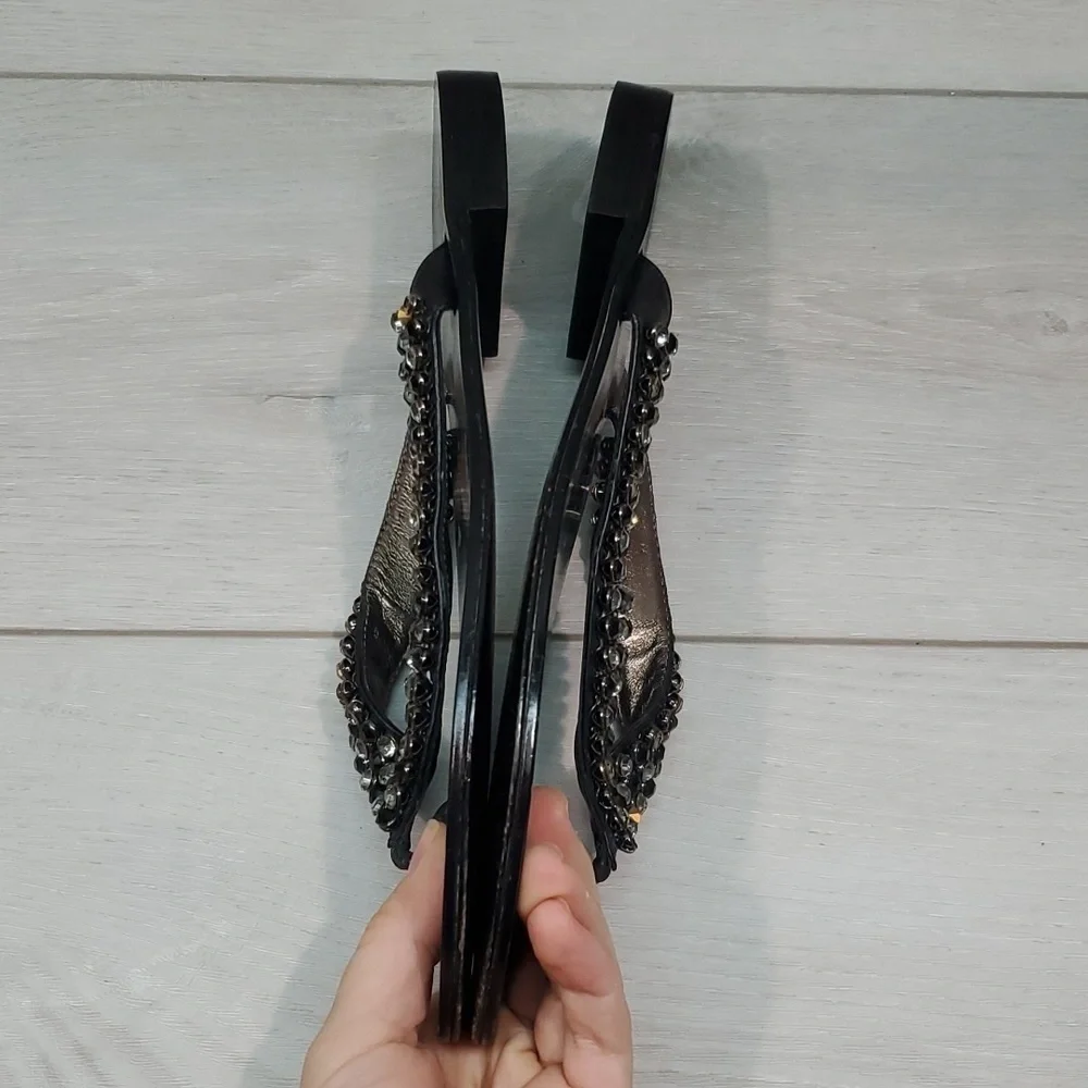 Pelle Moda Womens Rhinestone Strap Thong Sandals Flats Flip flop shoes sz 9M